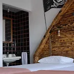 & Surfcamp 55
