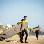 & Surfcamp 55 Hostel Ericeira