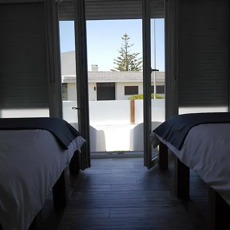 & Surfcamp 55 Ostello