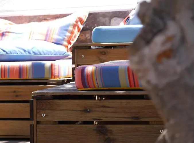 & Surfcamp 55 Ostello Ericeira