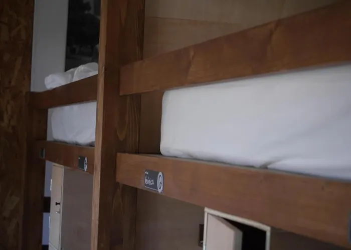 Ostello & Surfcamp 55 *