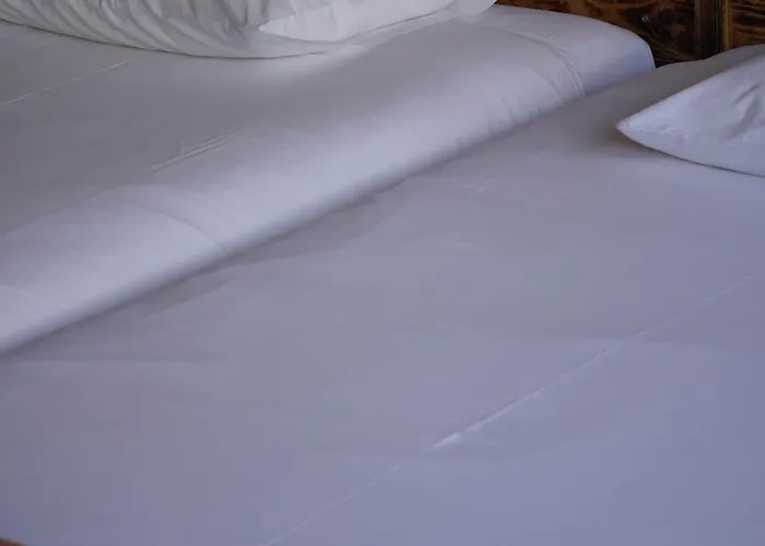 & Surfcamp 55 Ostello Ericeira