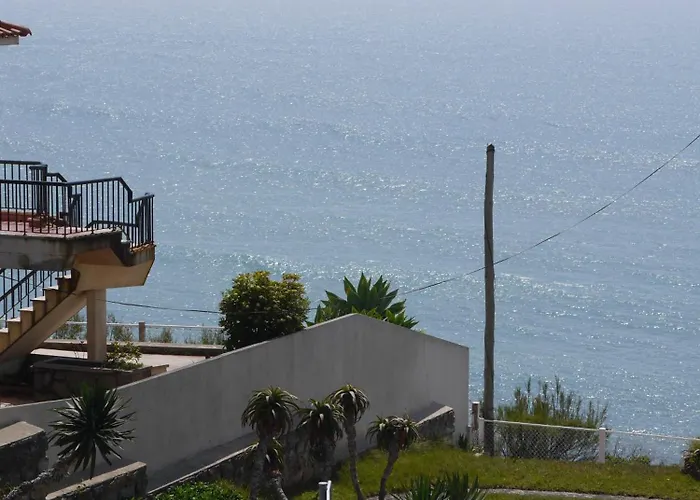 & Surfcamp 55 Ostello