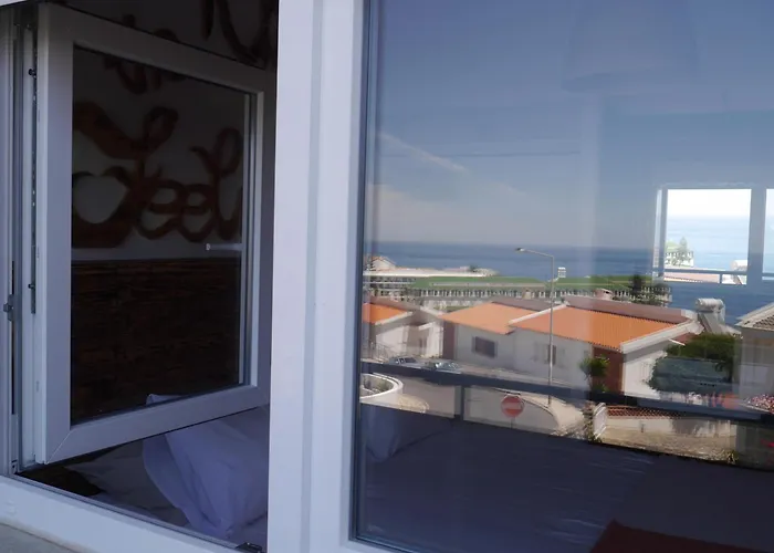 & Surfcamp 55 Ostello