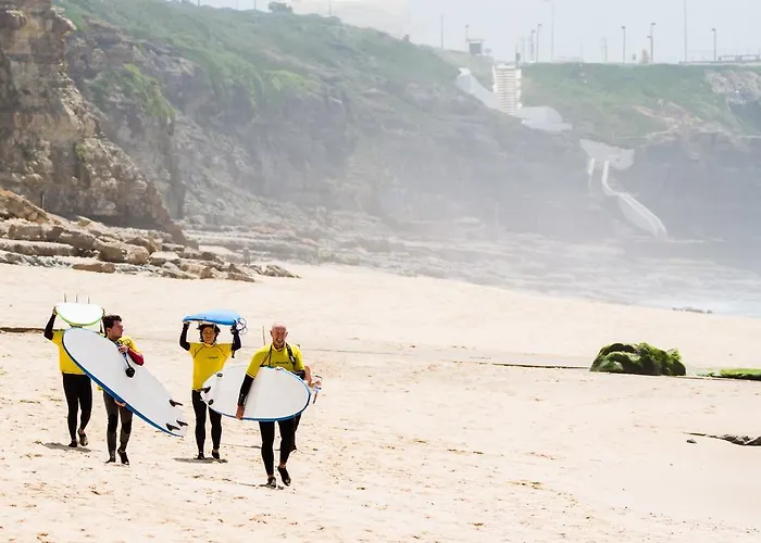 & Surfcamp 55 Ostello Ericeira