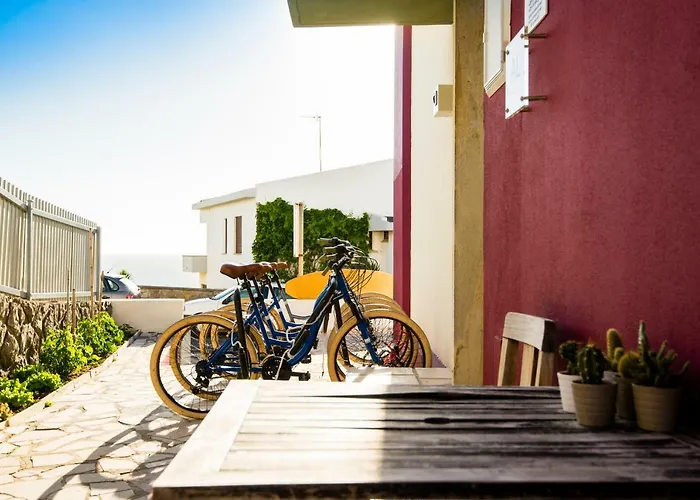 Ostello & Surfcamp 55