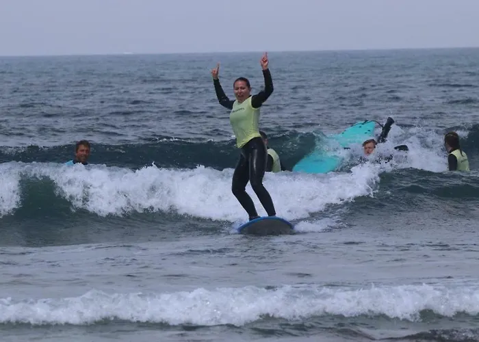 & Surfcamp 55 Ostello