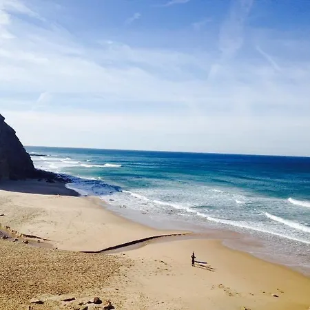 Ostello & Surfcamp 55