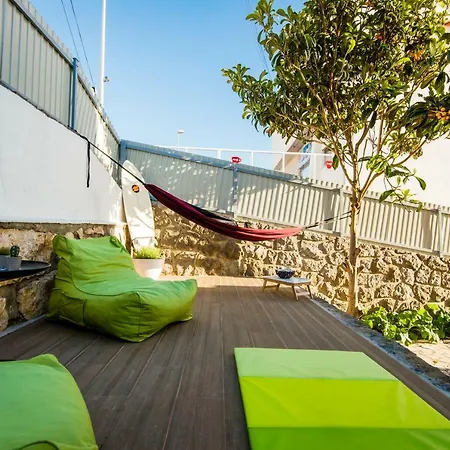 & Surfcamp 55 Ostello