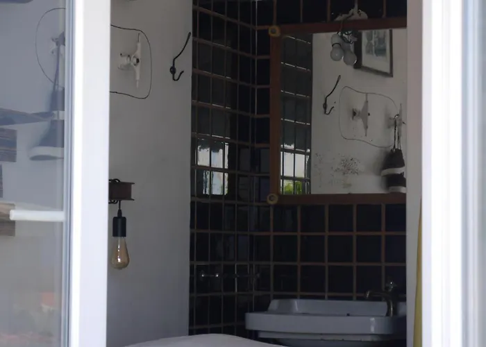 & Surfcamp 55 Ericeira